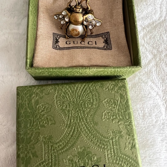 Gucci Bee Ring with Crystals Pearl with Box - Picture 4 of 7